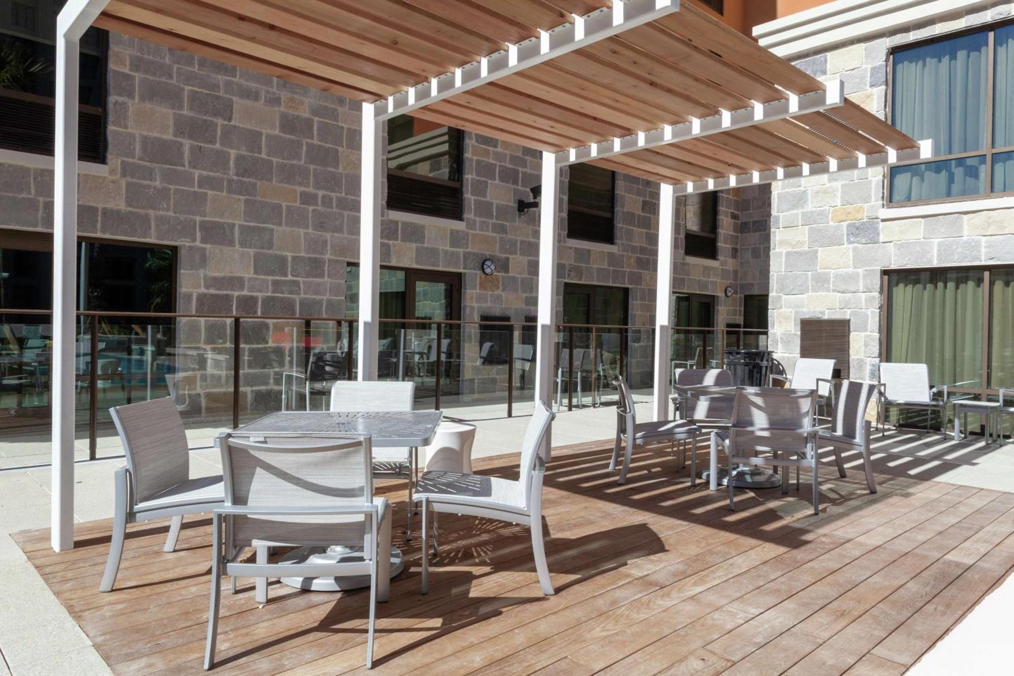 Hampton Inn & Suites San Antonio Riverwalk Exterior photo
